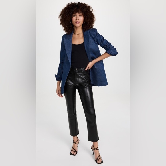 Good American Denim Blazer in True Blue Classic Business Minimalist 2 - Picture 9 of 17